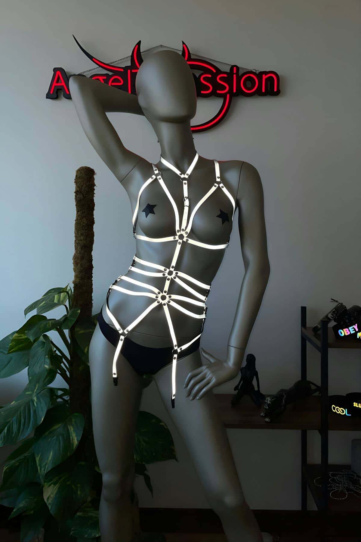 CLZ41 Karanlıkta Parlayan Fantazi Giyim Harness - Ürün Rengi:Beyaz Reflektör