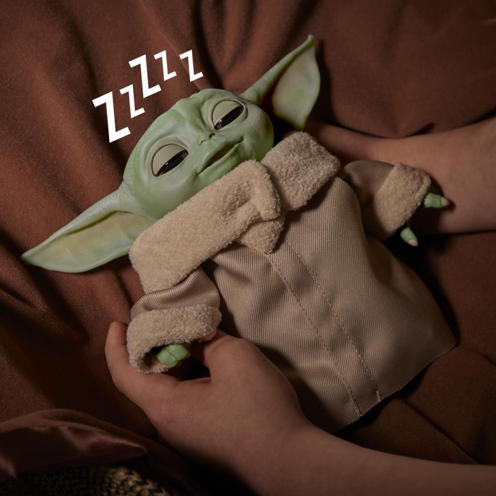 CLZ505 Star Wars Animatronic Baby Yoda