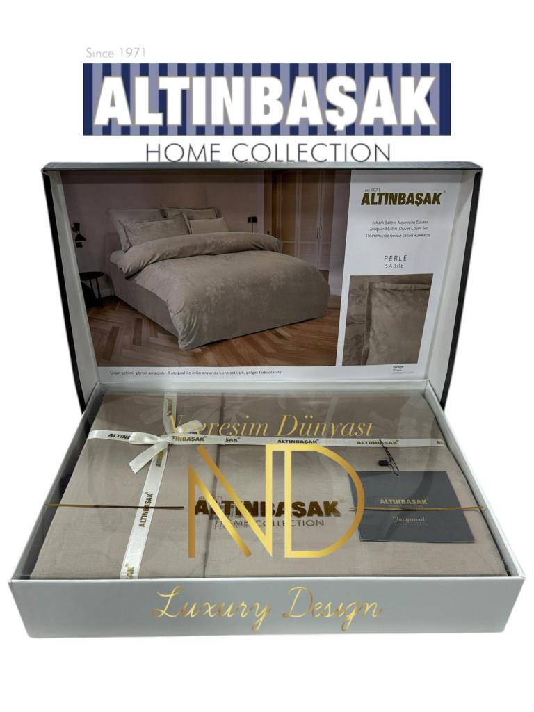 Jakarlı Saten Çift Kişilik Nev Takımı Perle Sabre Jakarlı Saten Çift Kişilik Nev Takımı Perle Sabre