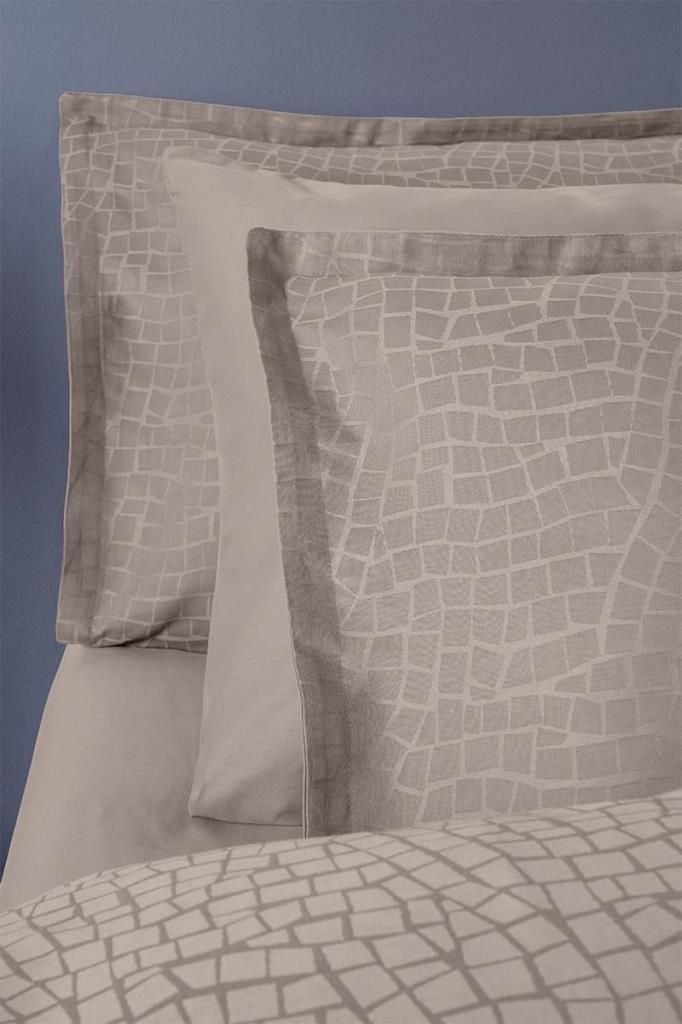 Jakarlı Saten Çift Kişilik Nev Takımı Adelya Marble Jakarlı Saten Çift Kişilik Nev Takımı Adelya Marble