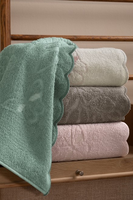 Nakışlı 4´lü 50x90 El Havlusu Nabi V2 Nakışlı 4´lü 50x90 El Havlusu Nabi V2
