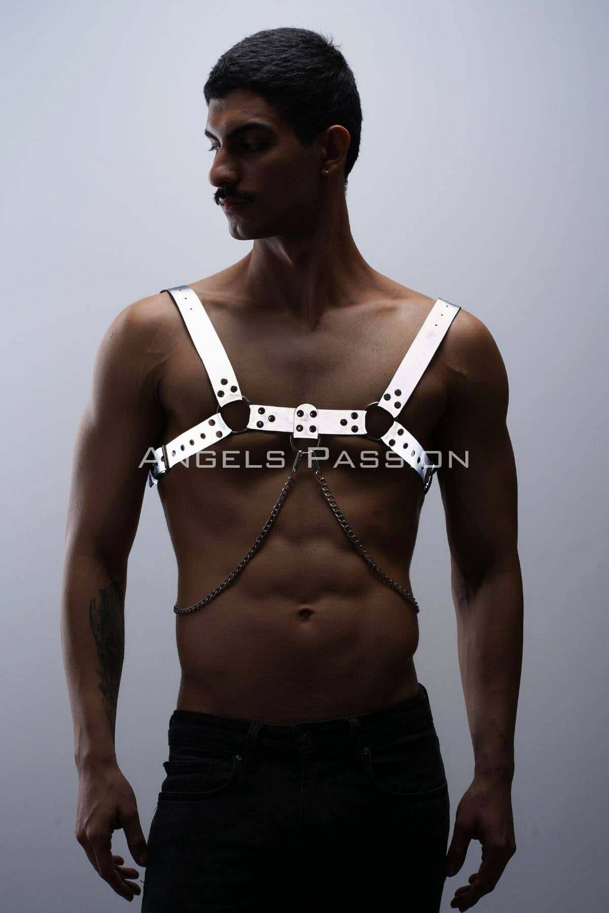 CLZ41 Reflektörlü (Karanlıkta Parlayan) Zincir Detaylı Şık Erkek Göğüs Harness, Reflektörlü Clubwear - Ürün Rengi:Beyaz Reflektör
