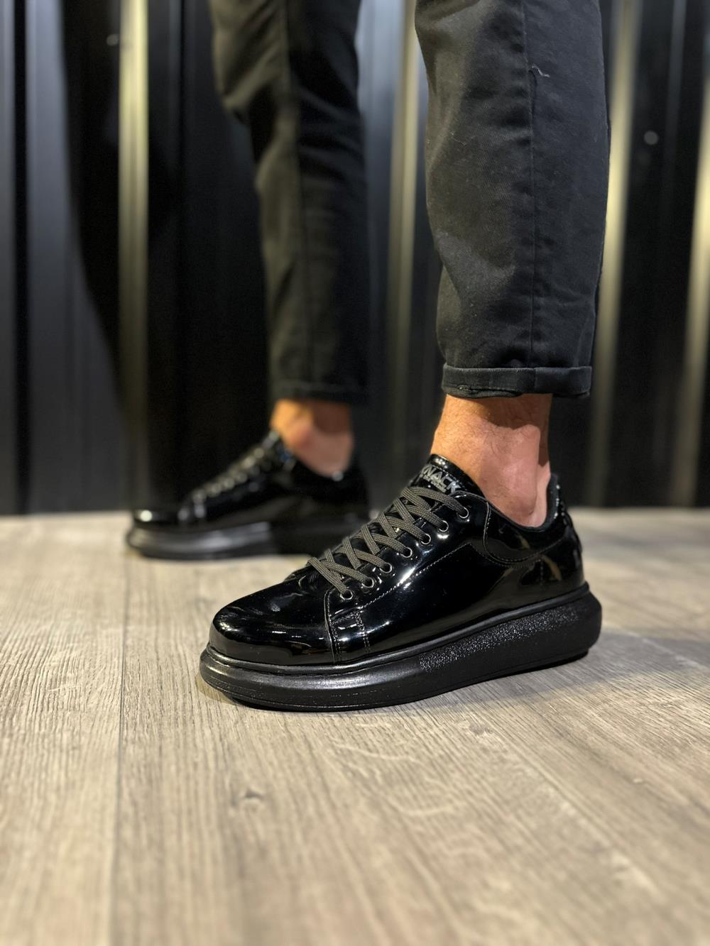 CLZ941  Yüksek Taban Günlük Ayakkabı  Siyah Rugan (Siyah Taban)