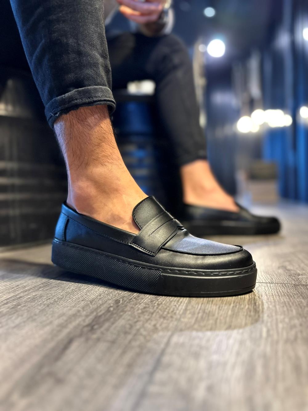 CLZ941  Günlük Klasik Ayakkabı  Siyah (Siyah Taban)