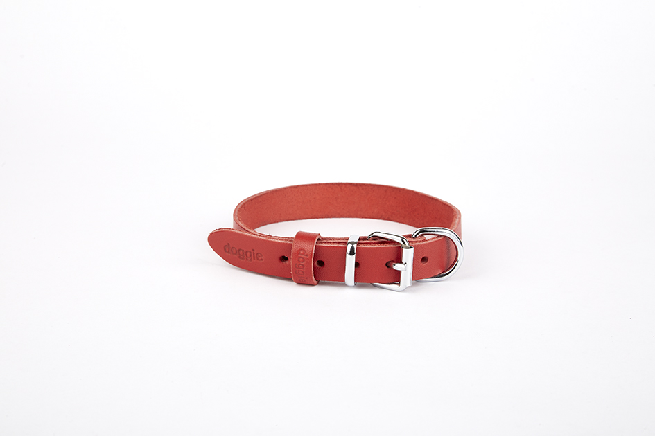 CLZ205  Deri El Yapımı Köpek Boyun Tasması 2x30-35 cm Kırmızı